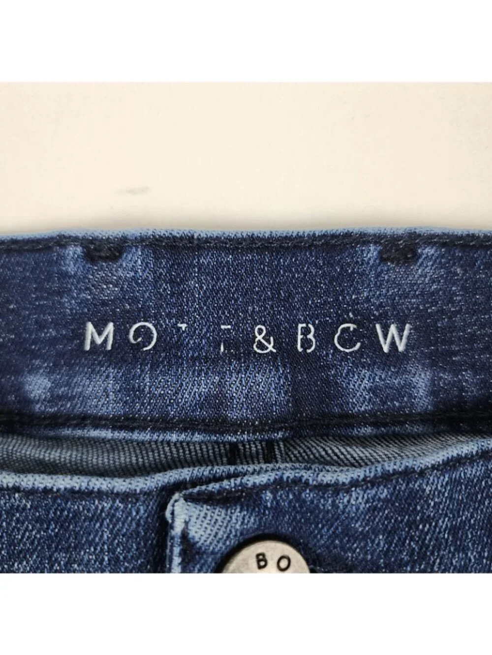 Mott & Bow mott bow